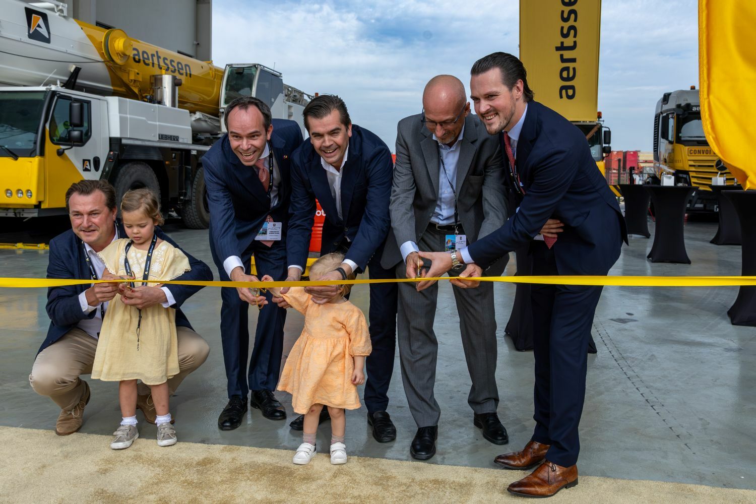 Ribbon cutting - Opening Qatar Ras Laffan