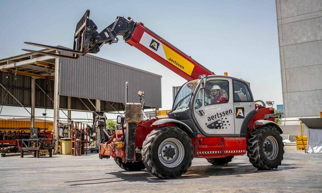 Telehandler operator